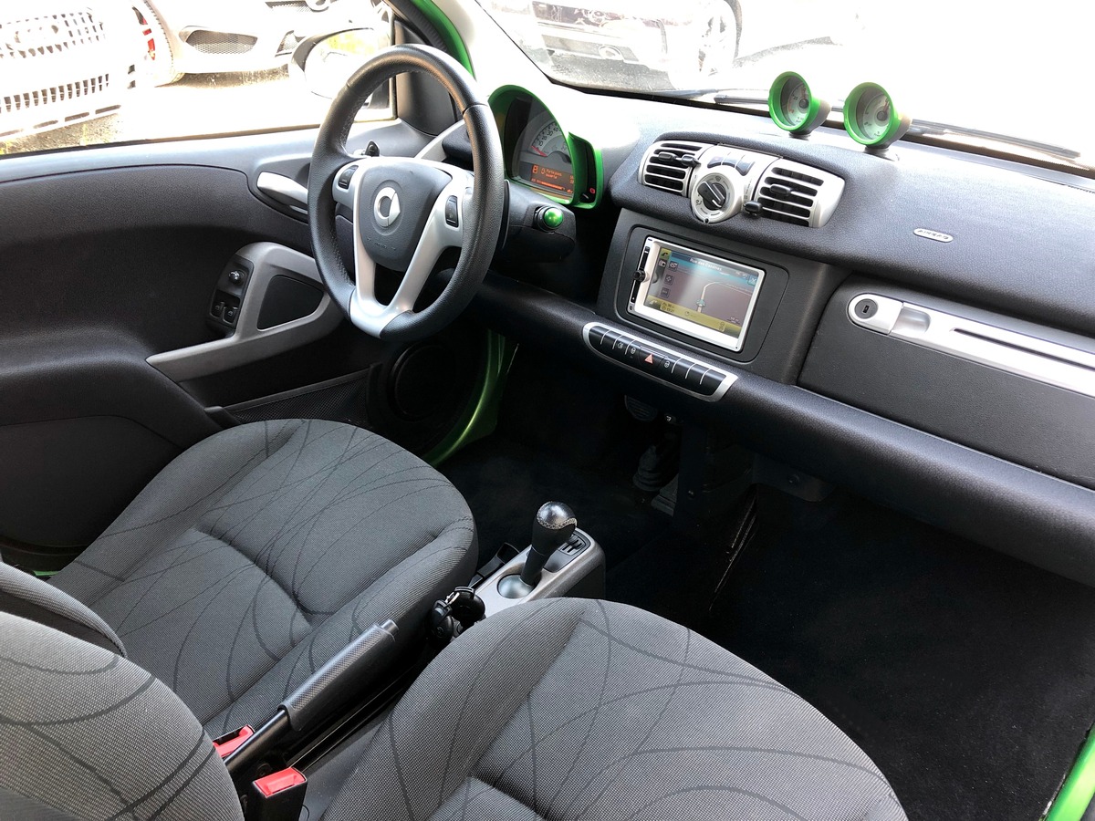 Smart Fortwo Cabriolet ELECTRIQUE TOIT + GPS + CLIM