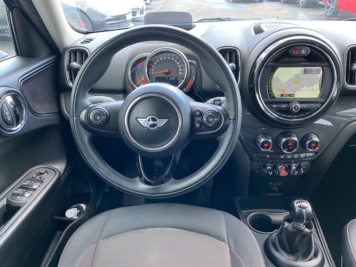 Mini Countryman (F60) Cooper business 136ch cam b