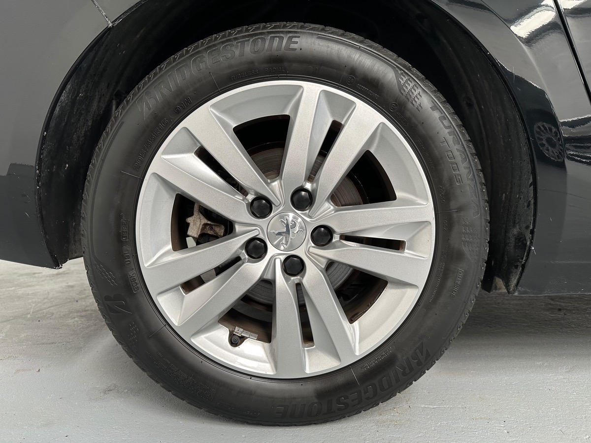 Peugeot 308 SW 1.5 BlueHDi 130cv ACTIVE BUSINESS - CarPlay / Caméra 360º