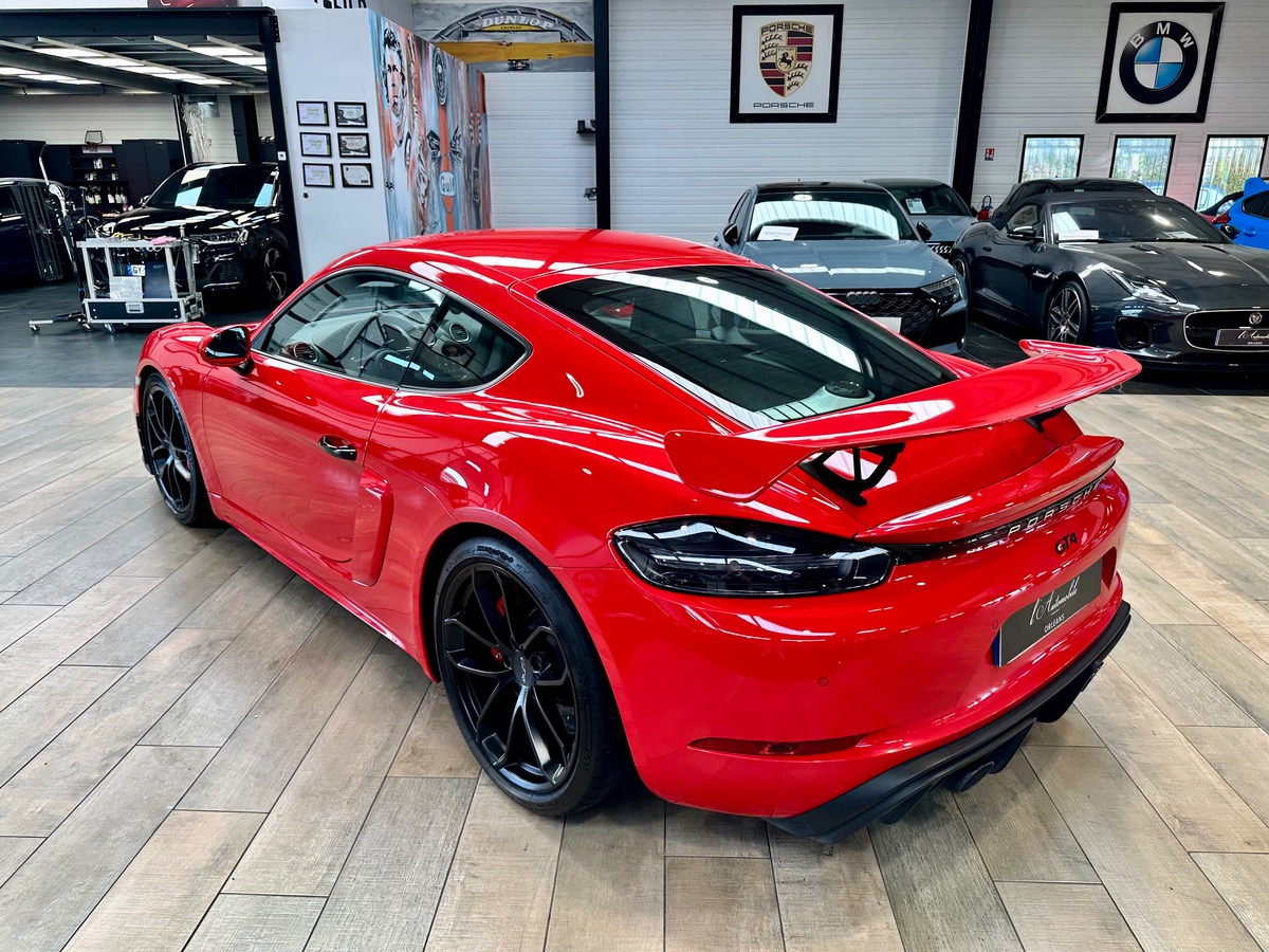 Porsche 718 Cayman GT4 4.0 420 PDK7