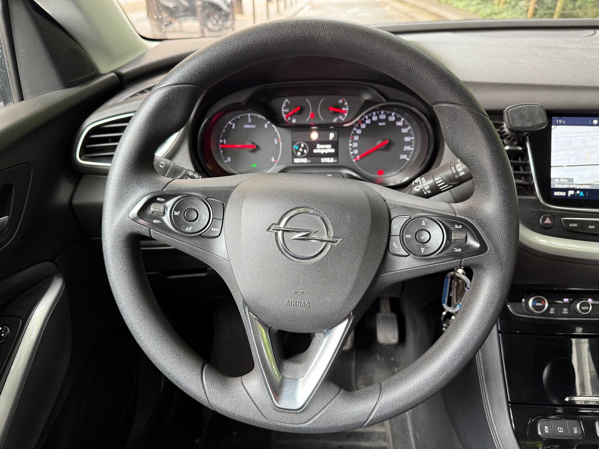 Opel Grandland X 1.5 CDTI EAT8 130 cv Boîte auto Carplay