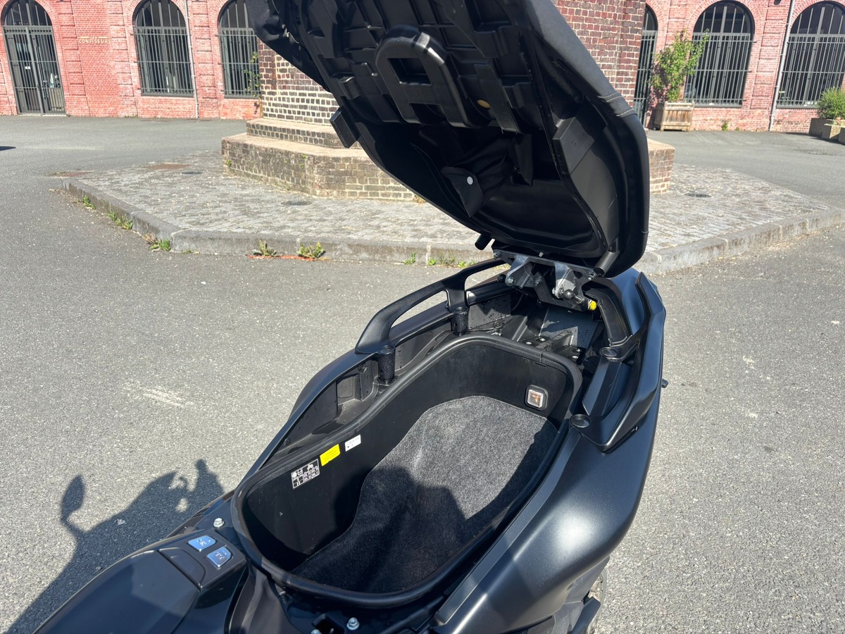 Yamaha T-Max 530 ABS