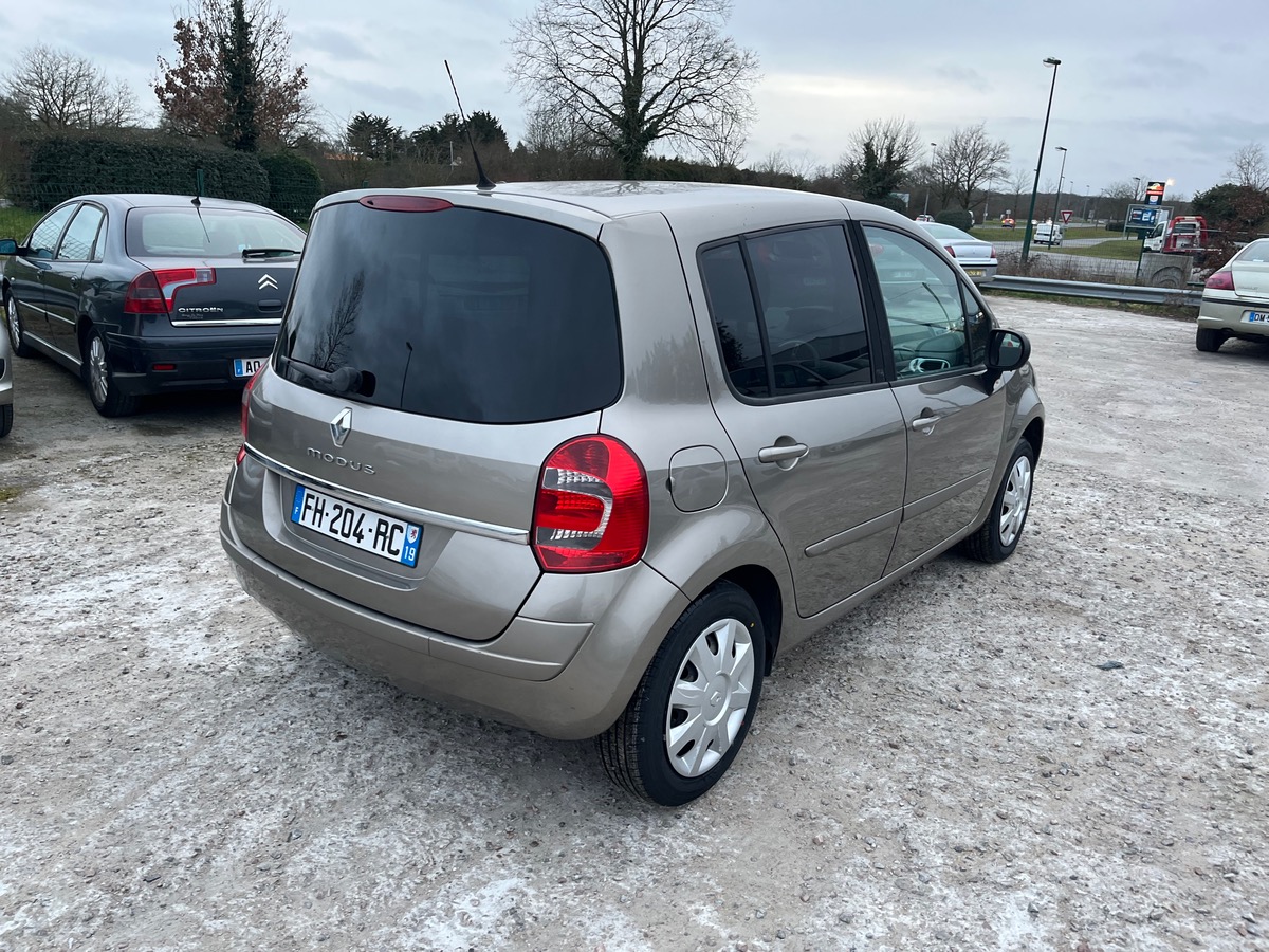 RENAULT Modus 1.5 dci 102187km