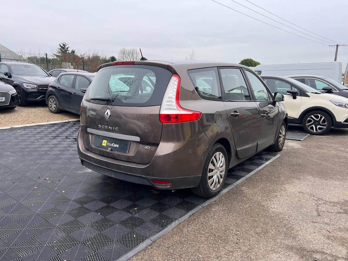 RENAULT Grand Scenic Grand Scénic III 1.9 dCi 131 cv - 7 PLACES - ENTRETIEN A JOUR - DISTRIBUTION OK