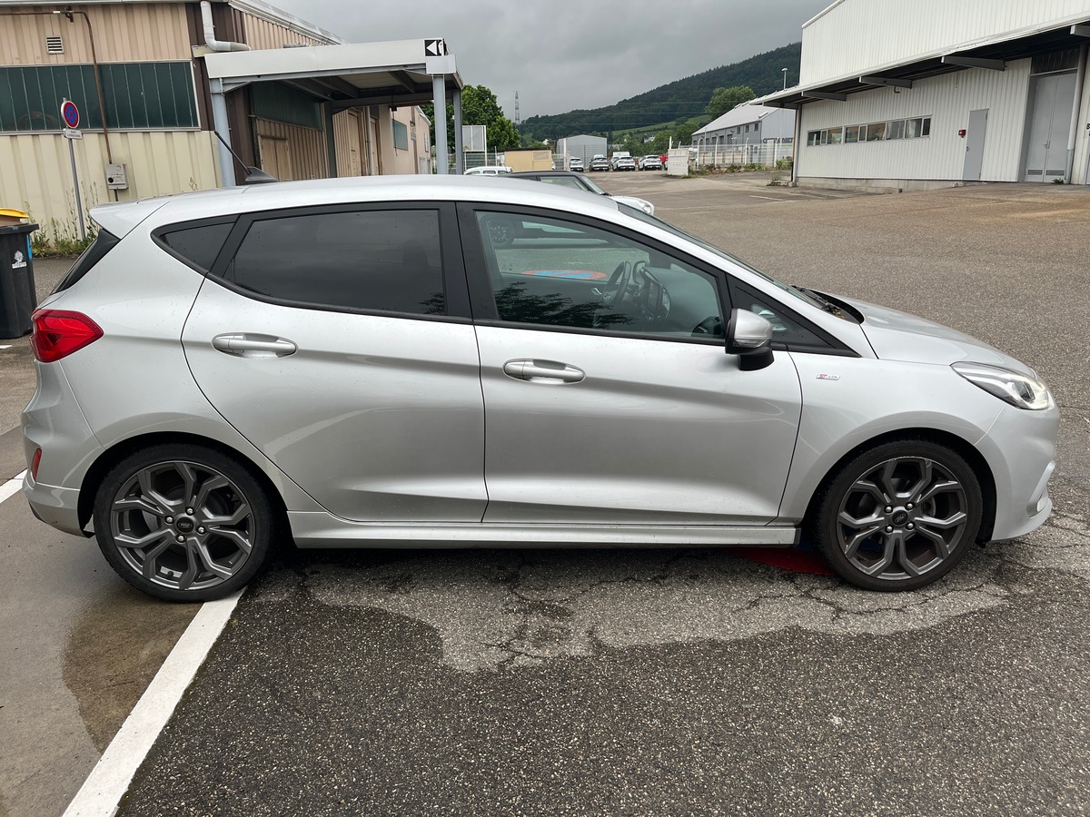 Ford Fiesta 1.0 ECOBOOST MHEV 125ch ST-LINE X, SUIVI FORD, CHARGEUR A INDUCTION, CARPLAY, REGULATEUR