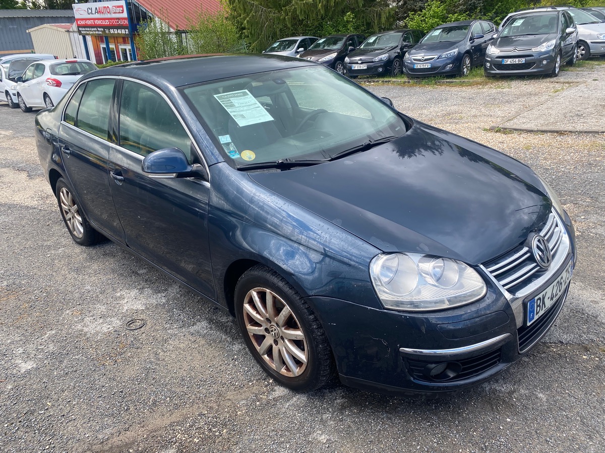 Volkswagen Jetta 2.0 tdi 140cv dsg 209002kms