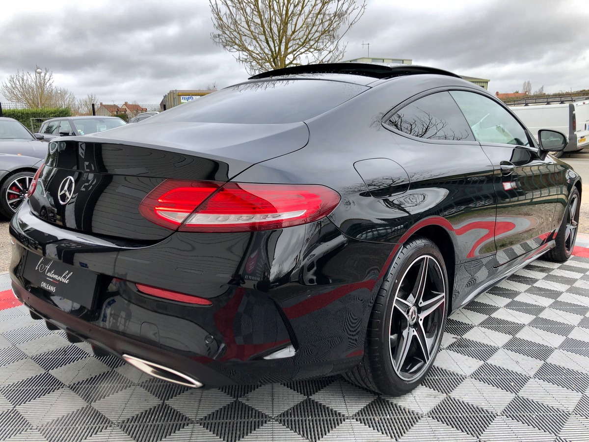 Mercedes-Benz Classe C COUPE 180 SPORTLINE 9G- AMG j