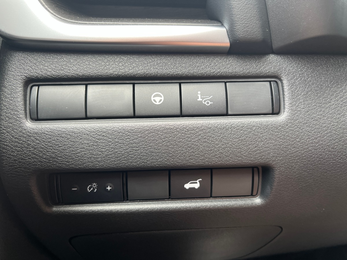 Nissan NISSAN X TRAIL E POWER 204CH TEKNA, 3 ANS D'ENTRETIENS INCLUS, TOIT OUVRANT, SIEGES CHAUFFANT