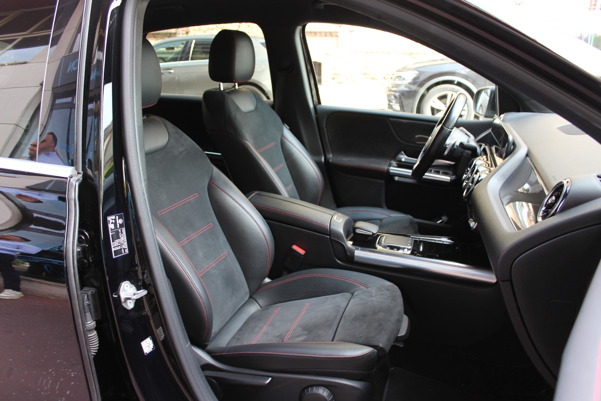 Mercedes Benz CLASSE B III 180 D AMG LINE 7G-DCT  (attelage)