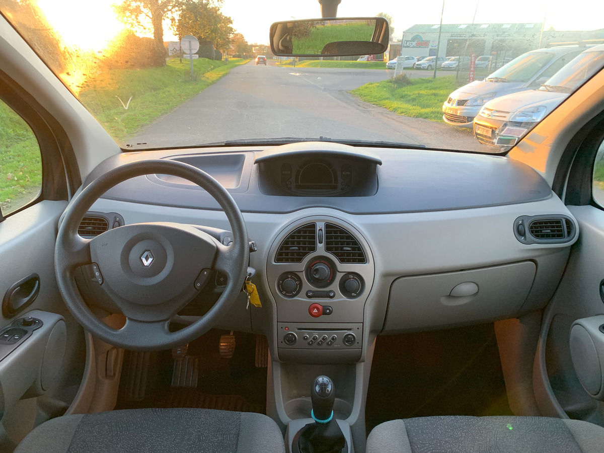 RENAULT Modus 1.4i 16v 74857 KM