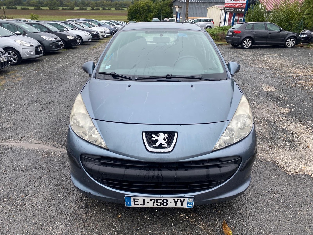 Peugeot 207 1.4 16v 90cv trendy 173002km