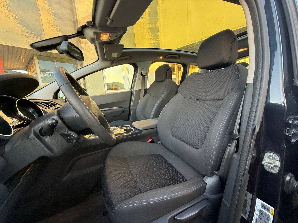 Peugeot 3008 1.6 HDI 115 CV allure en 4XCBL