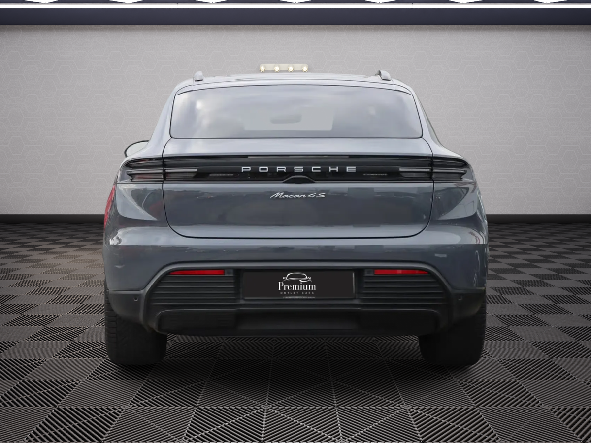 Porsche MACAN 4S 100% Electrique 516ch 22"/Sport Chrono/Pano/HeadUp/Innodrive