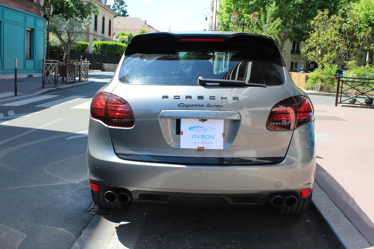Porsche CAYENNE TURBO S Boîte automatique - II 4.8 V8 500 TURBO TIPTRONIC