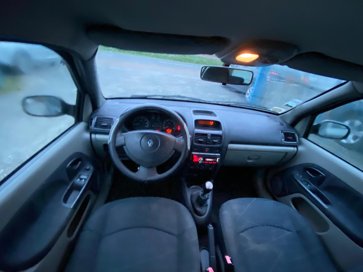 RENAULT Clio 1.5 dci 65cv