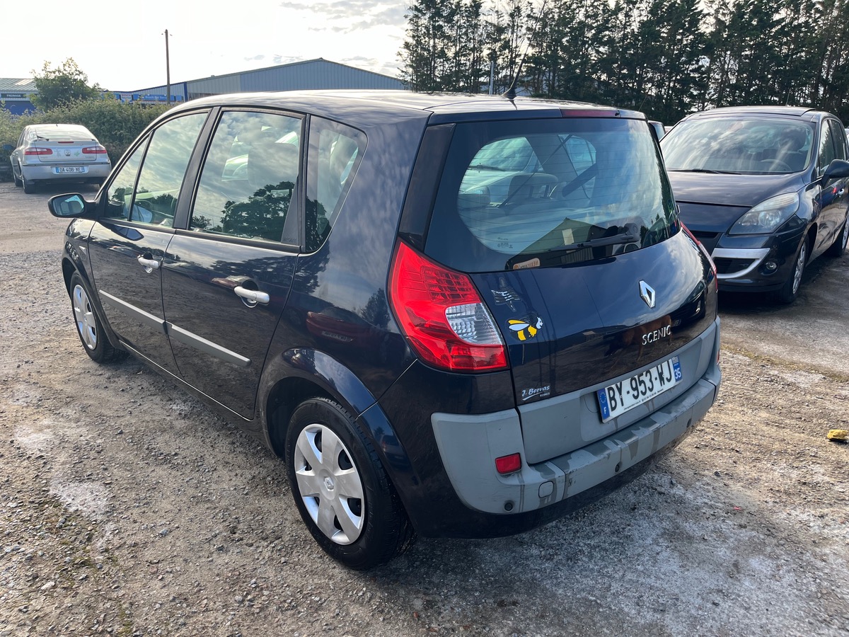 RENAULT Scenic 1.5 dci 105ch 158299km