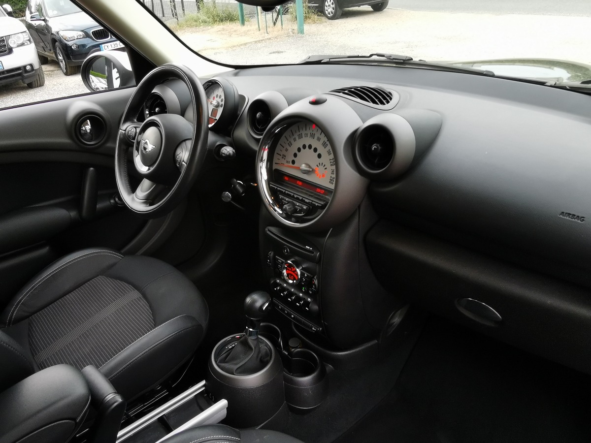 Mini Countryman COOPER D CHILI 112 gar 12 mois