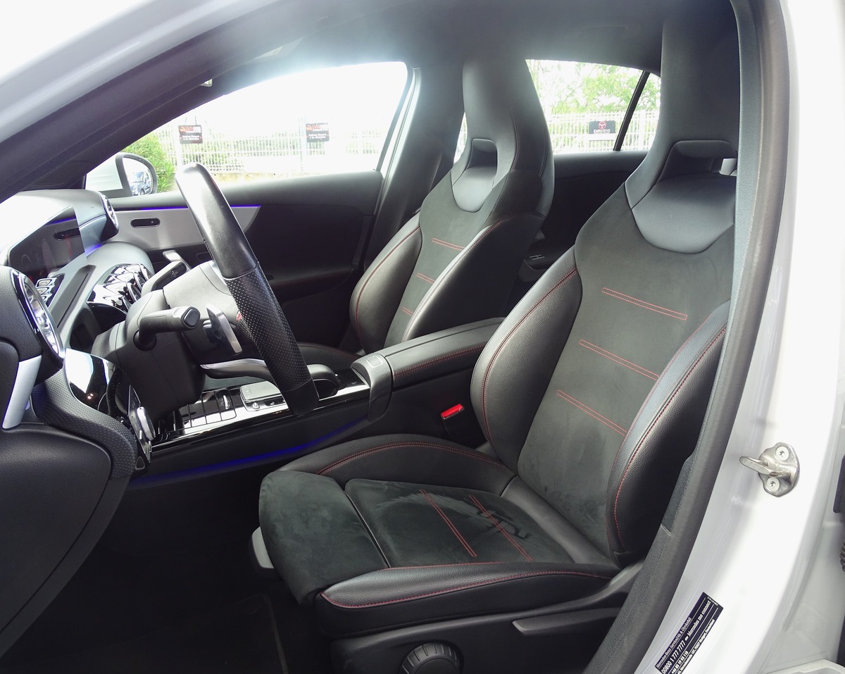 Mercedes-Benz Classe A 200d 150 Ch AMG Line 8G-DCT ( Pack Premium / Sièges chauffants / Sono Focal )