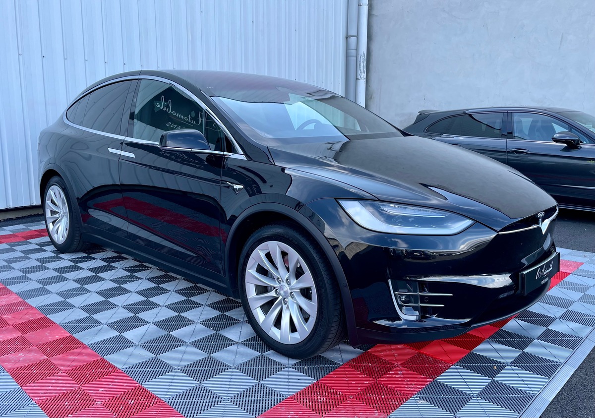 Tesla Model X 100D Dual Motor 7 PL 525 Premium