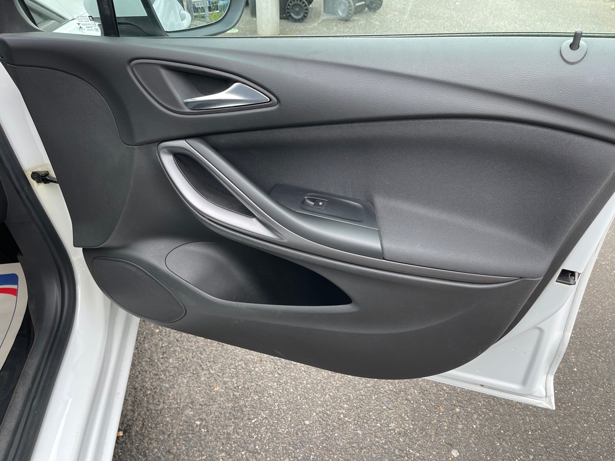 Opel Astra V 1.6 CDTI 110 S/S INNOVATION