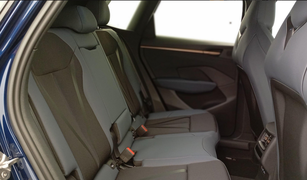 Cupra TERRAMAR 1.5 eTSI Hybrid 150 ch DSG7 V  Prix catalogue  48 890,00 € TTC