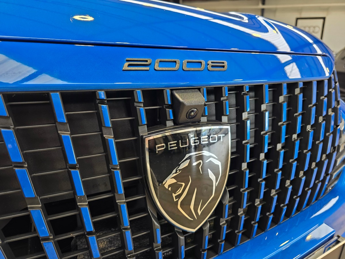 Peugeot 2008 II 130CH ALLURE BVA // ATTELAGE