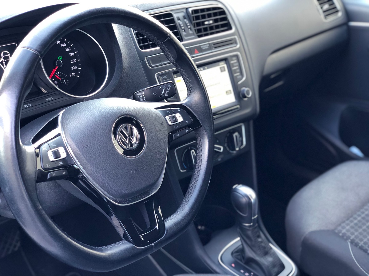 Volkswagen Polo V 1.4 TDI 90 DSG7 CONFORTLINE GPS