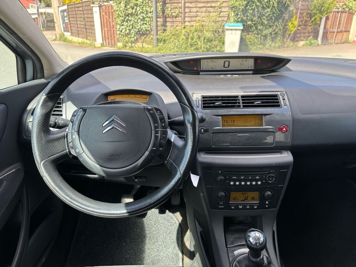 Citroën C4 1.6 HDi 110 Exclusive-Distribution Neuve-Garantie