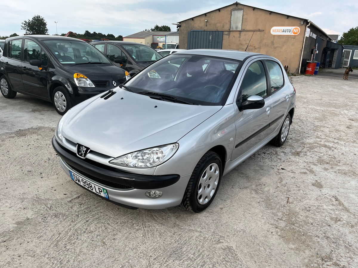 Peugeot 206 1.4i 16v 108422KM