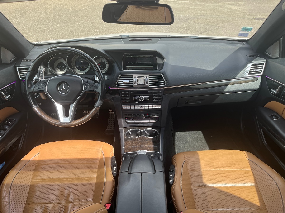 Mercedes-Benz Classe E Coupé 550 AMG V8 BI-TURBO 408ch