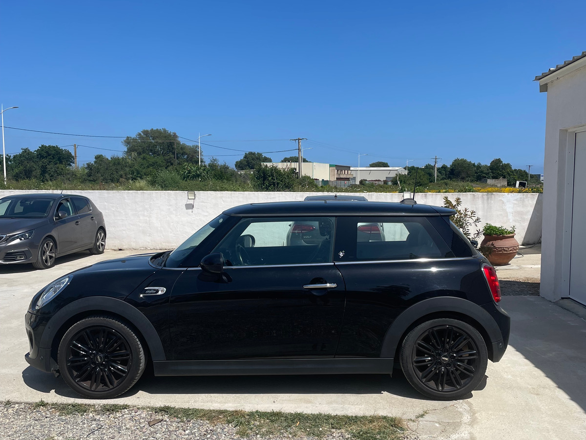 Mini Cooper Blackfriars 136ch F56