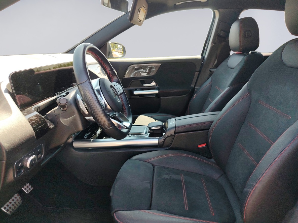 Mercedes-Benz GLA 250 + AMG line HYBRIDE RECHARGEABLE