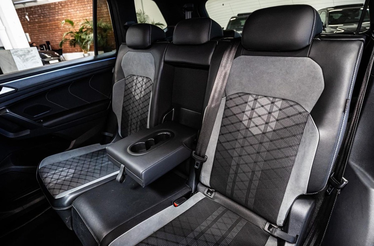Volkswagen Tiguan Allspace 2.0 TDI 200ch R-Line 4Motion DSG7 Toit ouvrant 7 places