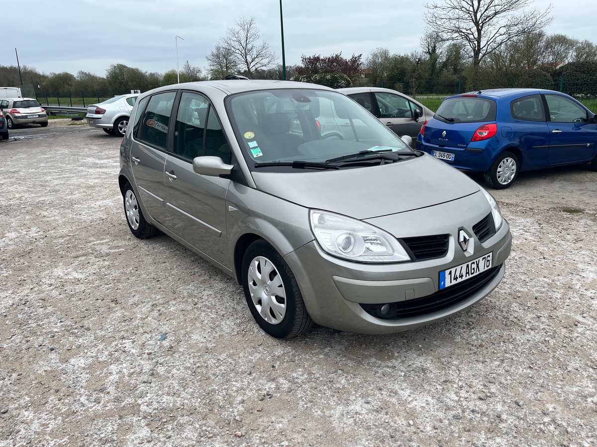 RENAULT Megane 1.9 dci 136809km