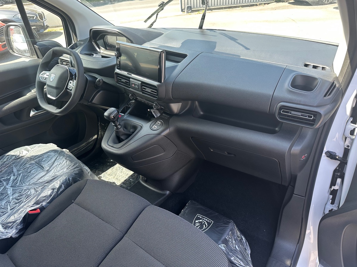 Peugeot Partner Fourgon Facelift 650 L1 1.5 BlueHDI 100 Confort / PRIX HT