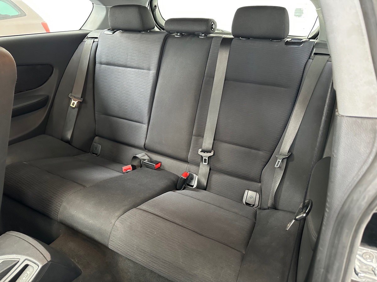 Bmw Série 1 118d 143 ch Confort