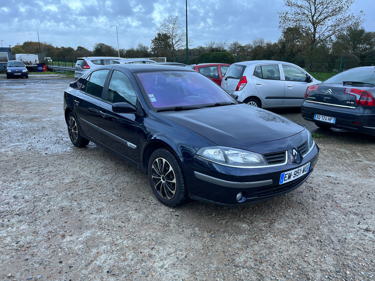 RENAULT Laguna 1.9 dci 143511KM