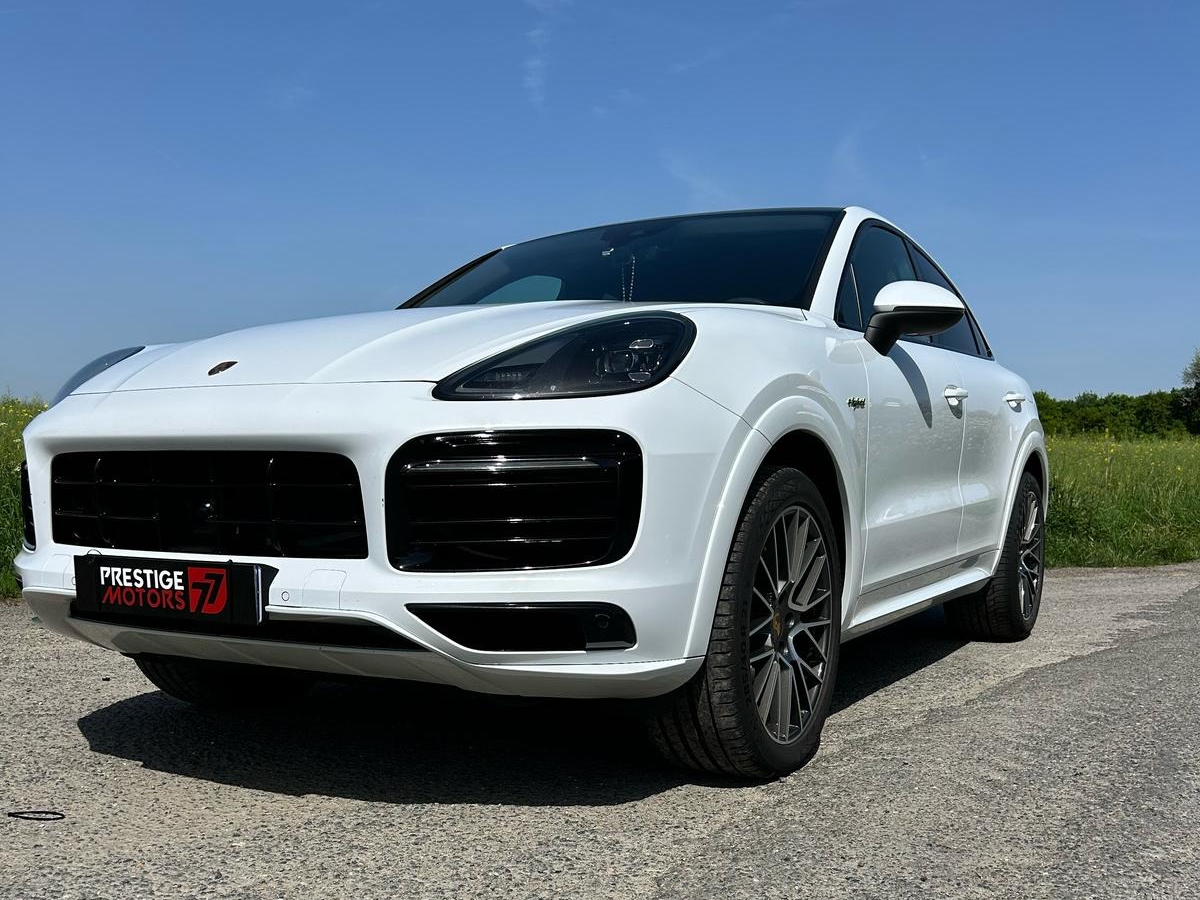 Porsche Cayenne E-Hybrid Coupé Platinum Edition 462 Chevaux