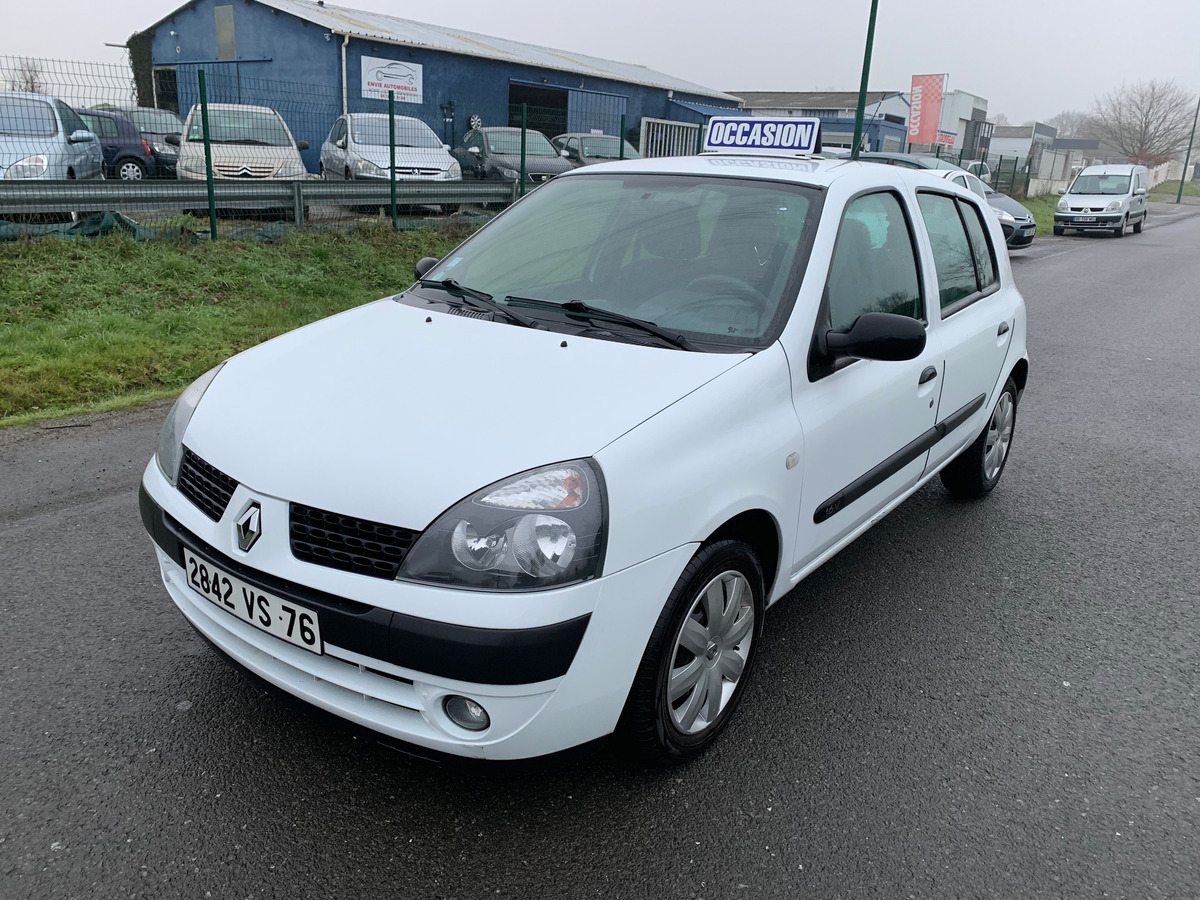 RENAULT Clio 1.2L 16V EXPRESSION 60074 KM 1ER MAIN