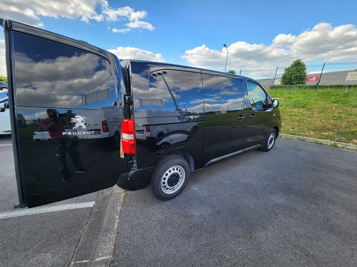 Peugeot Expert 2.0L BLUE HDI STANDAR PACK PREMIUM 120  CV