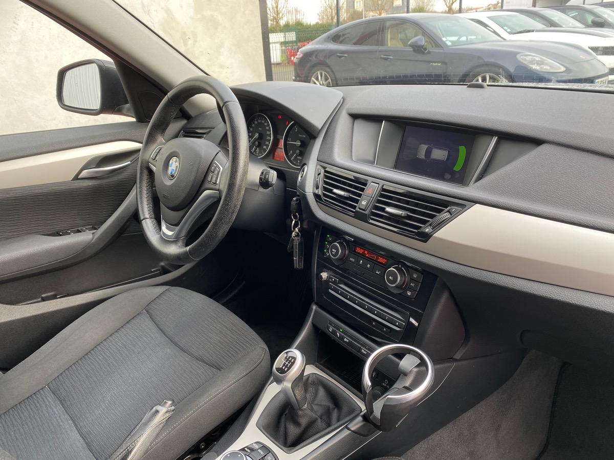 Bmw X1 Sdrive 18d 143 Lounge c