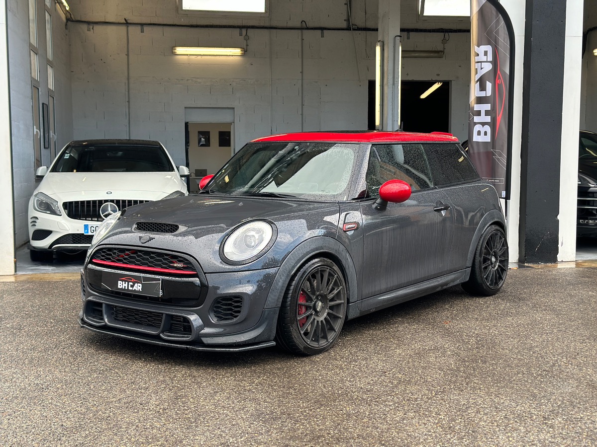 Image: Mini Cooper JCW PRO 2.0i 16V 231 cv BVA6