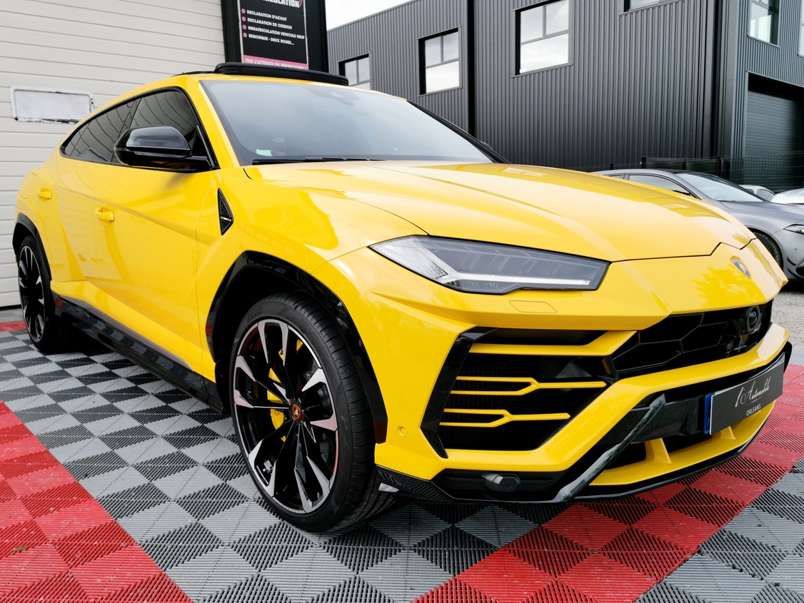 Lamborghini Urus 4.0 V8 650 23/AKRAPOVIC/B&O A