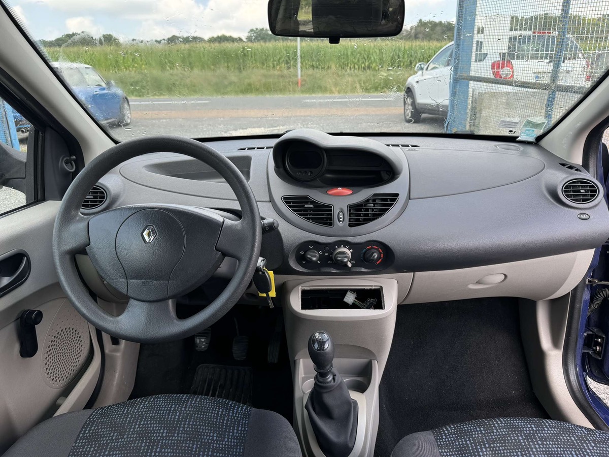 RENAULT Twingo ii 1.2 60cv 114006km très propre intérieur et extérieur 