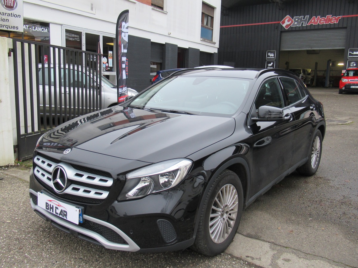 Image: Mercedes Benz GLA 180 INTUITION BVM6 122 CH