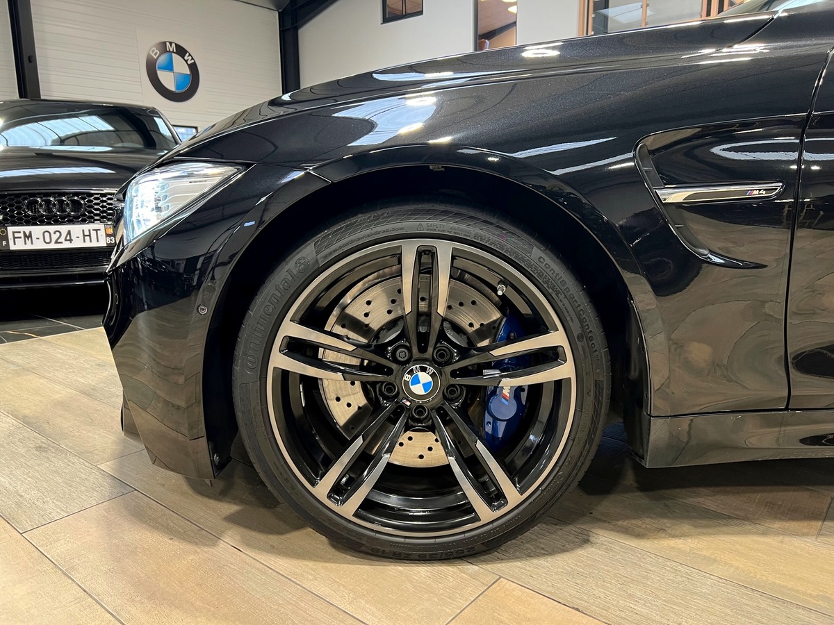 Bmw M4 COUPE (F82) 431 CH DKG7 BLACK EDITION