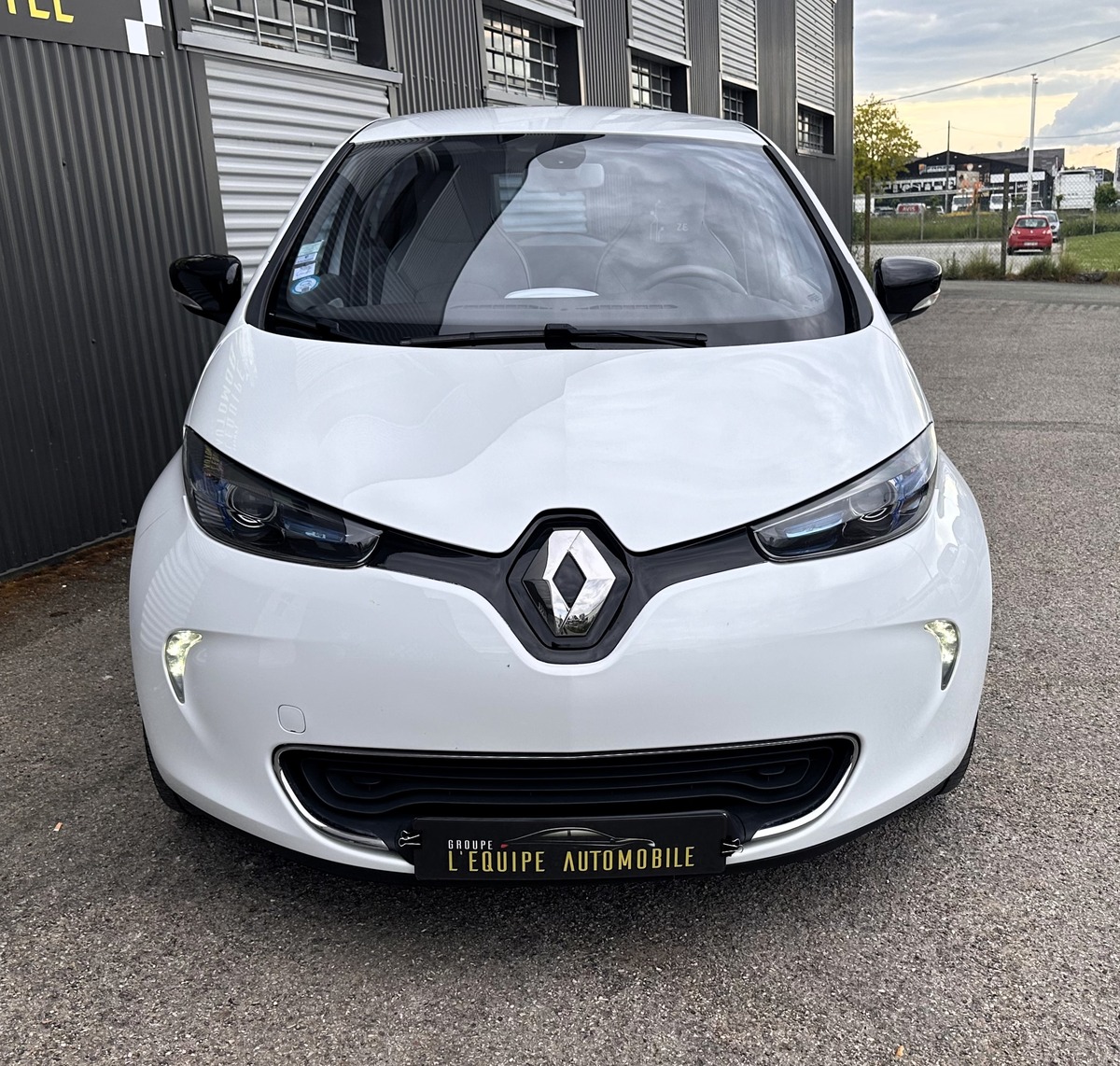 RENAULT Zoe R90 ZEN 22KWH TYPE 2 (BATTERIE EN LOCATION)