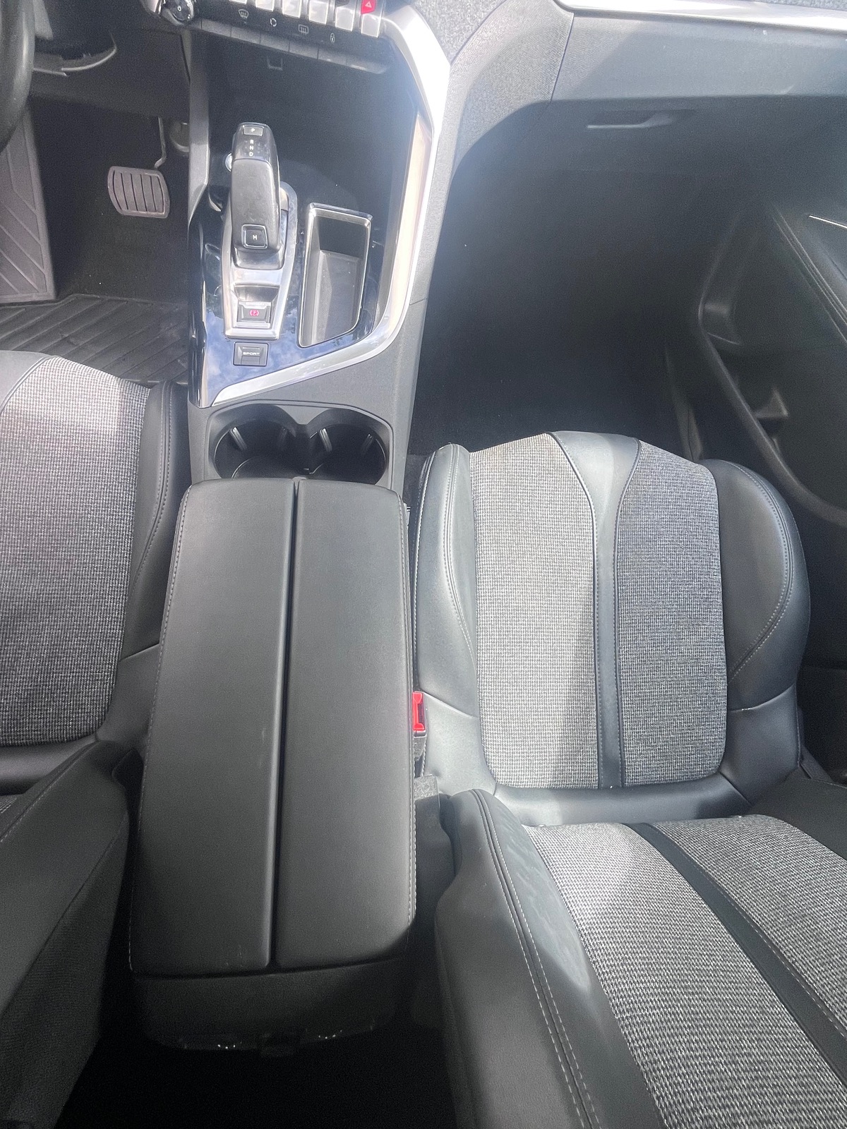 Peugeot 3008 SUV 1.5 BlueHDi 130  ch Diesel