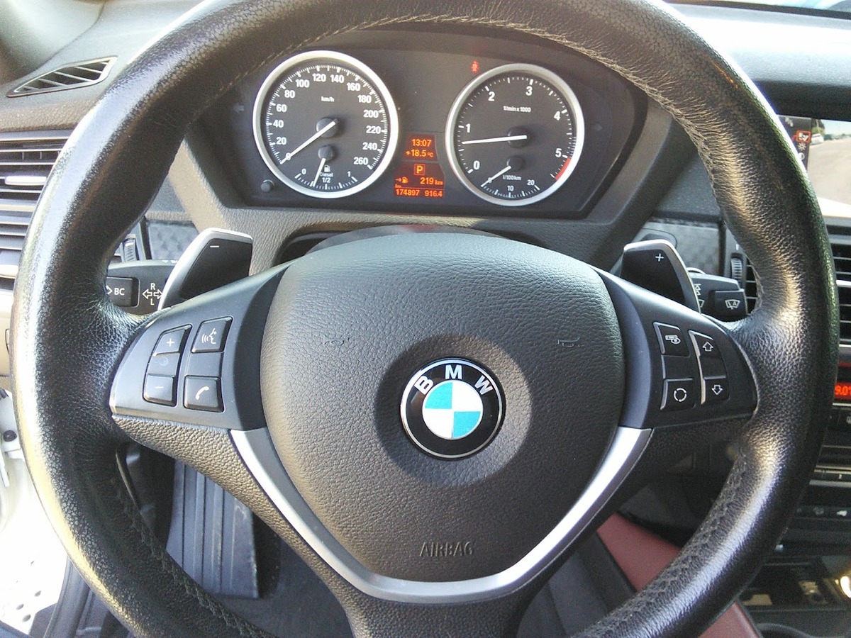 Bmw X6 40d xDrive 3.0 d INDIVIDUAL  306 cv Boîte auto