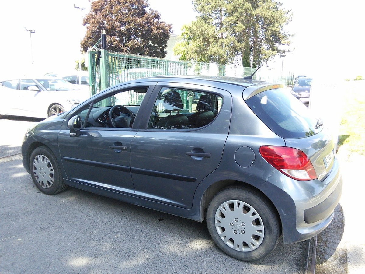 Peugeot 207 1.4 HDi 70 cv 5 Portes